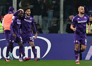 فيديو في ذكرى رحيل أستوري فيورنتينا يهزم ميلان بثنائية بالدوري الإيطالي