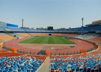 بطولات يوضح خطة اتحاد الكرة لتطوير الملاعب