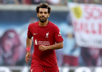 فيديو محمد صلاح يسجل هدف ليفربول السادس أمام مانشستر يونايتد