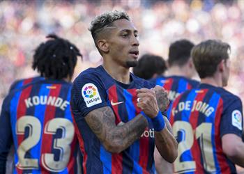 رافينها ي علق على نزاع توريس وفاتي بشأن ركلة الجزاء ويعترف أروخو استحق الطرد أمام فالنسيا