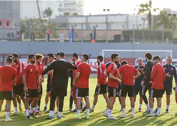 مران الأهلي كولر يحاضر اللاعبين فني ا وتدريبات قوية لحراس المرمى