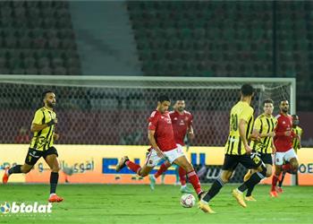 اتحاد الكرة يعلن حكم مباراة الأهلي والمقاولون العرب في الدوري المصري