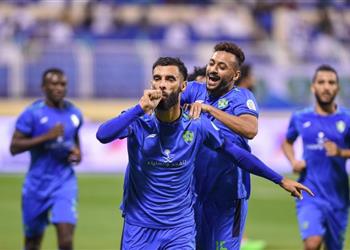 فيديو الفتح يسجل الهدف الثاني في شباك الهلال بـ الدوري السعودي