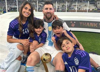 مسؤول الدوري الأمريكي سنعوض ميسي وعائلته من أجل الانضمام إلينا