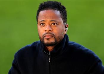 إيفرا سباعية ليفربول لم تفاجئني ومانشستر يونايتد ليس مستعد ا للقب الدوري الإنجليزي