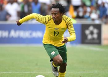قائمة جنوب إفريقيا الأولية لمباراتي ليبيريا في تصفيات أمم إفريقيا ضم بيرسي تاو