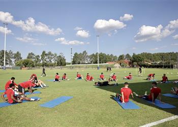 مران الأهلي كولر يحاضر اللاعبين ومشاركة الشحات استعداد ا لـ صن داونز