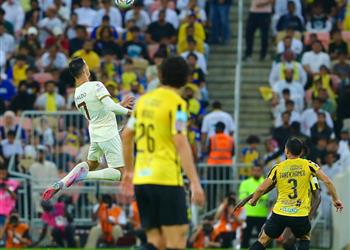 فيديو رومارينيو يقود اتحاد جدة للفوز على النصر في كلاسيكو الدوري السعودي