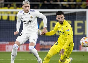 لاعب فياريال يعلق لأول مرة على واقعة اعتداء فالفيردي ضده