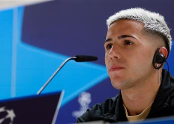 إنزو فرنانديز يوجه رسالة تحذير إلى ريال مدريد لا نشعر بالخوف وتاريخ تشيلسي حافل