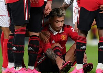 تقارير تتوقع مدة غياب ليساندر مارتينيز عن مانشستر يونايتد