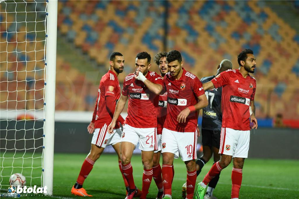 صور مباراة الاهلي وفاركو في الدوري المصري