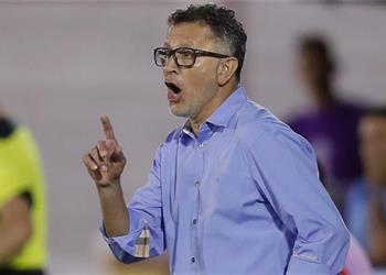 وكيل أوسوريو يوضح سبب الموافقة على تدريب الزمالك وحقيقة بند الرحيل