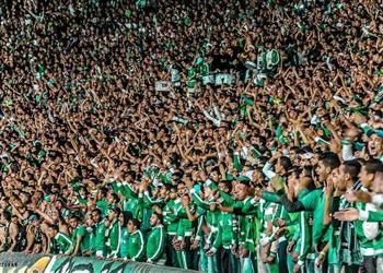 صحيفة مغربية تنصح جماهير الرجاء قبل مواجهة الأهلي الحديث عن المؤامرات لم ينجح مع الهلال