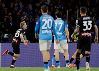 فيديو ميلان يذيق نابولي هزيمة قاسية برباعية في الدوري الإيطالي