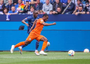 مرموش يشارك في فوز فولفسبورج بخماسية أمام بوخوم بـ الدوري الألماني