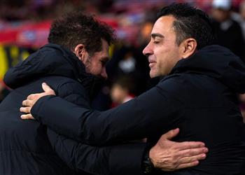 سيميوني يعلق على تصريحات تشافي نحن في عالم الاحتراف