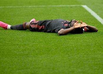 الإصابة تنهي موسم ألفونسو ديفيز مع بايرن ميونخ