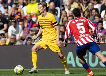 دي يونج الفوز على أتلتيكو مدريد ي قربنا من الليجا وكنت مفتقد الملعب