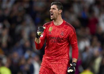 بعد بنزيما ريال مدريد ي علن إصابة كورتوا وغيابه أمام جيرونا