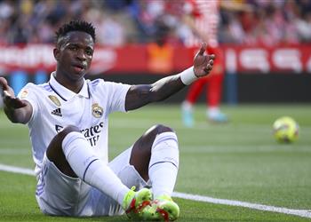 فينيسيوس جونيور يسخر من الدوري الإسباني بعد خسارة ريال مدريد أمام جيرونا