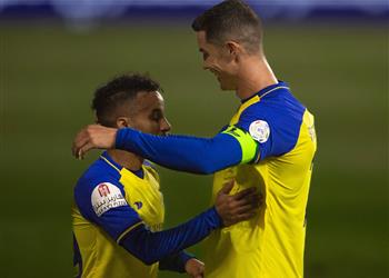 فيديو النصر يرفض الاستسلام في صراع الدوري السعودي ويهزم الرائد برباعية