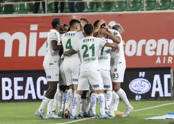 فيديو في ليلة إصابته كوكا يسجل هدف فوز ألانيا سبور أمام عمراني بـ الدوري التركي