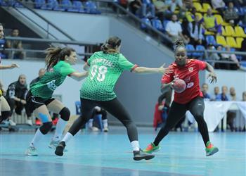 أبطال الثنائية الأهلي يهزم سبورتنج ويتوج بلقب دوري سيدات اليد