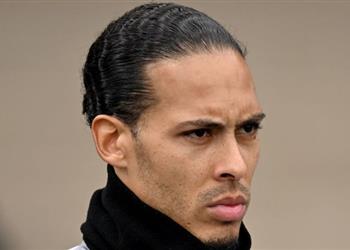 فان دايك يكشف كواليس غرفة لاعبي ليفربول بعد رباعية مانشستر سيتي