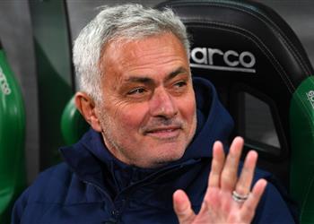 بعد ارتباطه بـ تشيلسي وريال مدريد مورينيو يثير التكهنات حول مستقبله مع روما