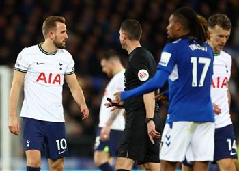 فيديو إيفرتون يفرض تعادل ا قاتل ا على توتنهام في الدوري الإنجليزي