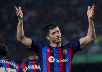 فيديو برشلونة يضرب ريال بيتيس برباعية في ليلة عودة ديمبلي بالدوري الإسباني