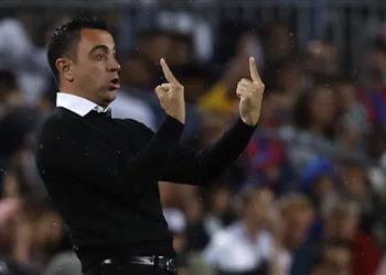 تشافي برشلونة على بعد خطوة من لقب الليجا والوقت ليس مناسب ا للحديث عن التعاقدات