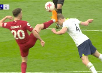 جوتا عن تفاديه الطرد أمام توتنهام ليس تدخلا قوي ا