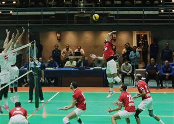 أبطال الثنائية الزمالك ي حقق فوز ا ماراثوني ا على الأهلي ويتو ج بلقب كأس مصر لكرة الطائرة