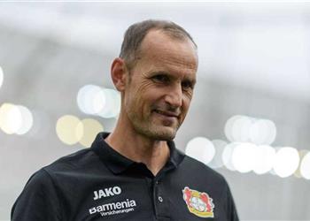 خاص هايكو هيرليتش يصل القاهرة لإتمام التعاقد مع الزمالك