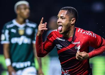 سبورت عائق وحيد يواجه انتقال روكي إلى برشلونة