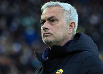 مورينيو يسخر من كاسانو يتذكرونه في ريال مدريد فقط بسبب جاكيت