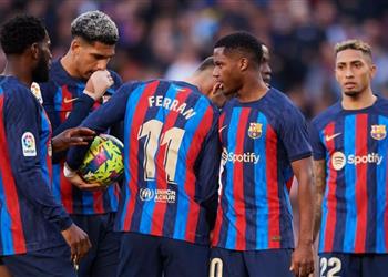 قائمة برشلونة لمباراة جيرونا في الدوري الإسباني 4 شباب واستمرار غياب بيدري ودي يونج