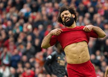 ميرور توضح رد فعل محمد صلاح الغاضب بعد تعادل ليفربول وآرسنال