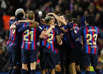 قائمة برشلونة أمام أوساسونا في الدوري الإسباني تواصل غياب سيرجي روبيرتو