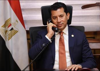 أشرف صبحي يتواصل مع سفير مصر في تونس للاطمئنان على الأهلي والزمالك ومنتخب رفع الأثقال