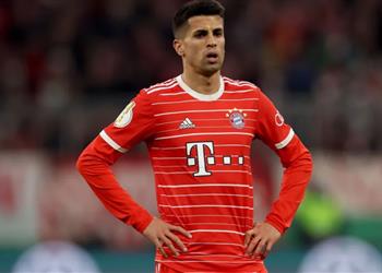 آرسنال ينضم إلى برشلونة في سباق التعاقد مع كانسيلو