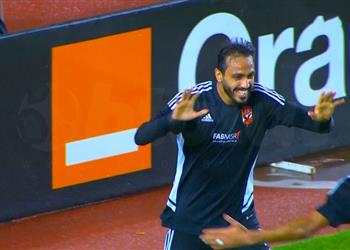 فيديو من مرتدة نموذجية كهربا يسجل هدف الأهلي الثالث أمام الترجي