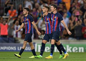 تقارير أستون فيلا يقترب من التوصل لاتفاق مع برشلونة لضم لاعبه