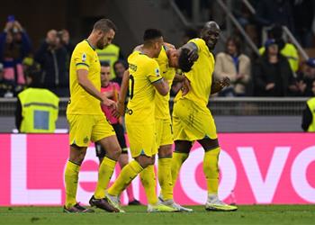 فيديو إنتر ميلان يستعد لصدام ميلان في دوري الأبطال برباعية أمام ساسولو