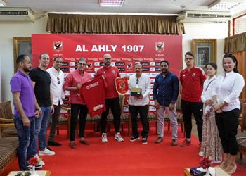 الأهلي يعلن رحيل المدير الفني لقطاع الناشئين مايكل بروكيتش