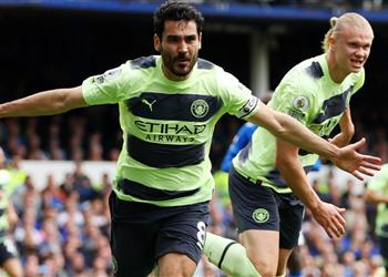 جوندوجان يعلق على هدفه الرائع أمام إيفرتون هالاند ساعدني بتشتيت الدفاع