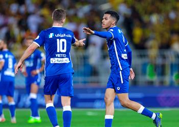 فيديو مصعب الجوير يسجل هدف الهلال الأول أمام اتحاد جدة