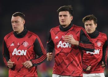 رسمي ا مانشستر يونايتد يعلن رحيل مدافعه بنهاية الموسم